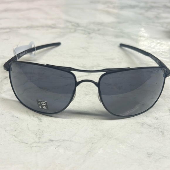 Oakley Other - OAKLEY
OO4124 Gauge 8